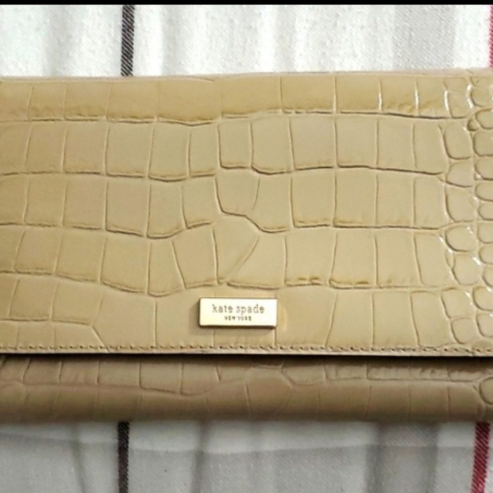 Kate Spade Bristol Drive Croc Wallet